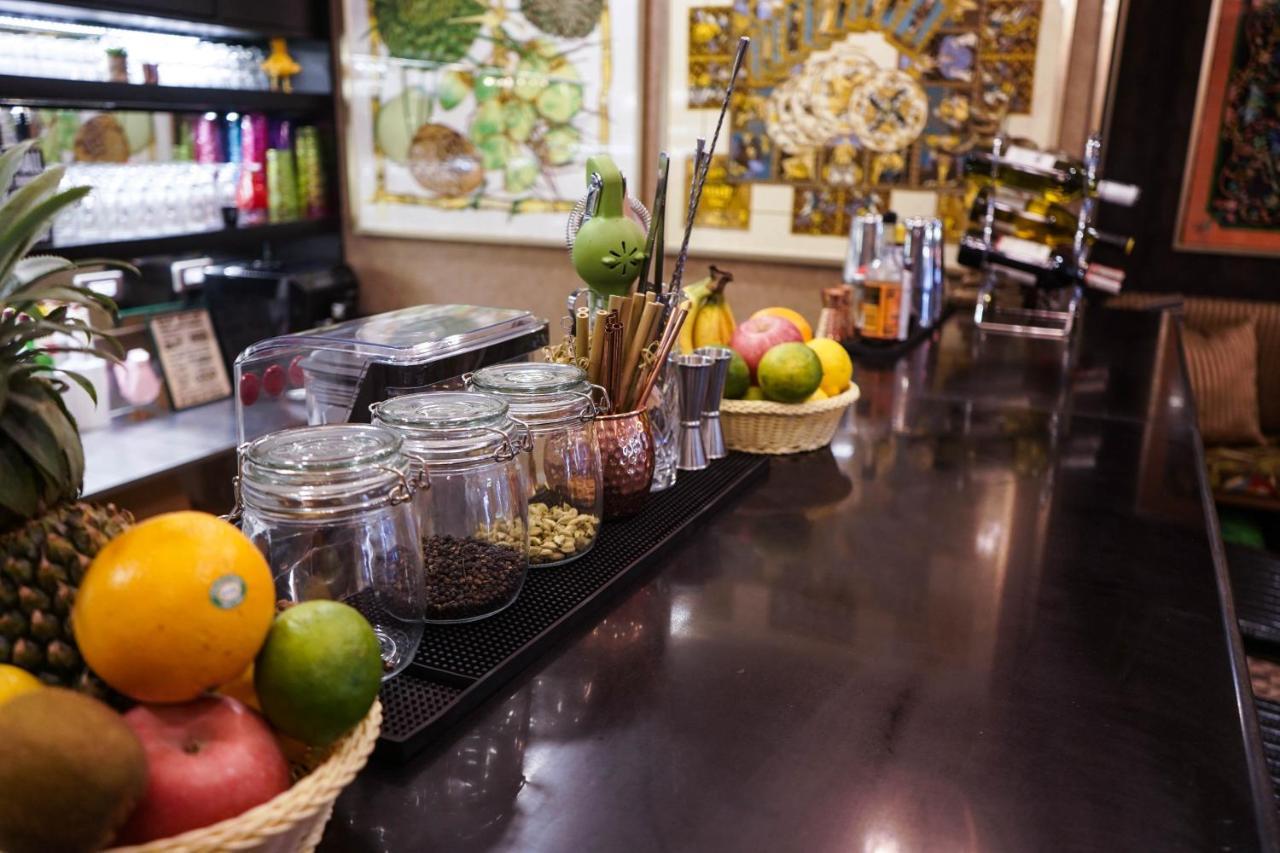 Unwnd Boutique Hotel Makati Makati City Екстериор снимка