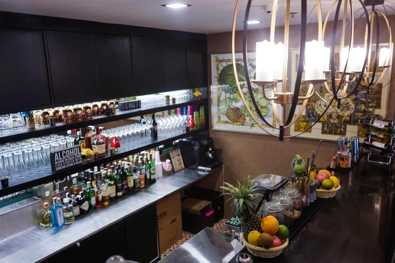 Unwnd Boutique Hotel Makati Makati City Екстериор снимка